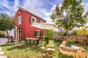 Traditional Rustic Maisonette by Konnect
